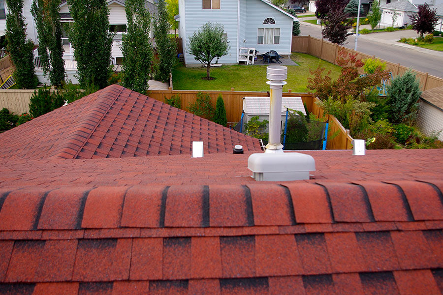 Asphalt roof installer in Edmonton | Safe Roofing